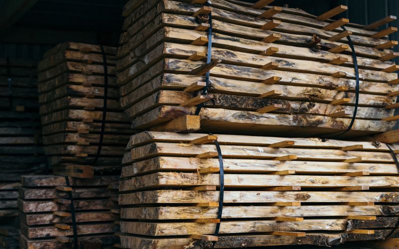 بررسی انواع چوب برای ساخت مبلمان
